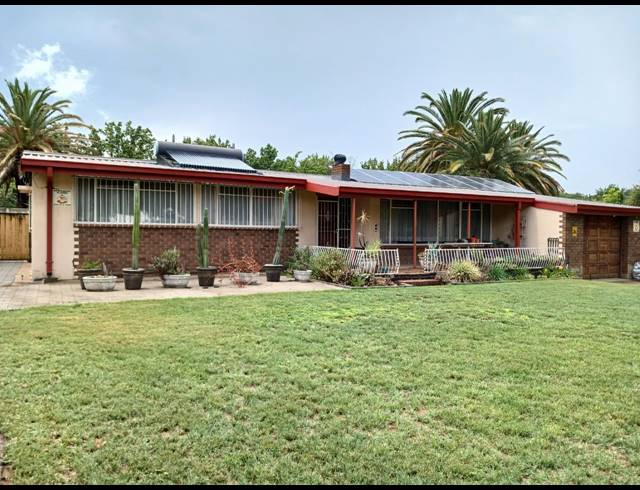 5 BEDROOM HOUSE FOR SALE IN SASOLBURG EXT 15